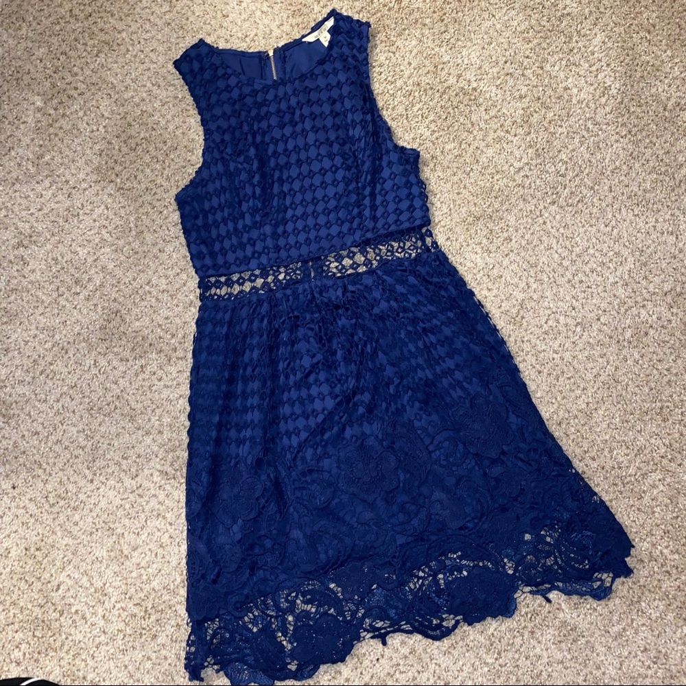 Miami navy cutout dress size M